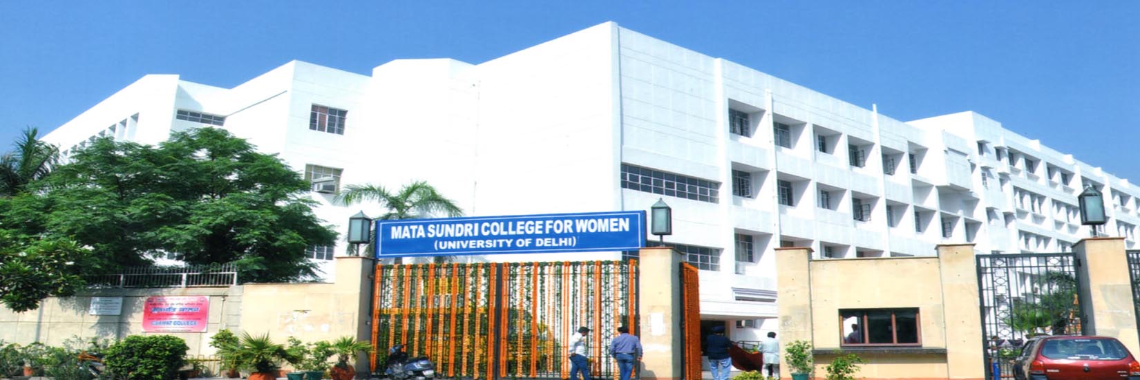 Mata Sundri College exterior